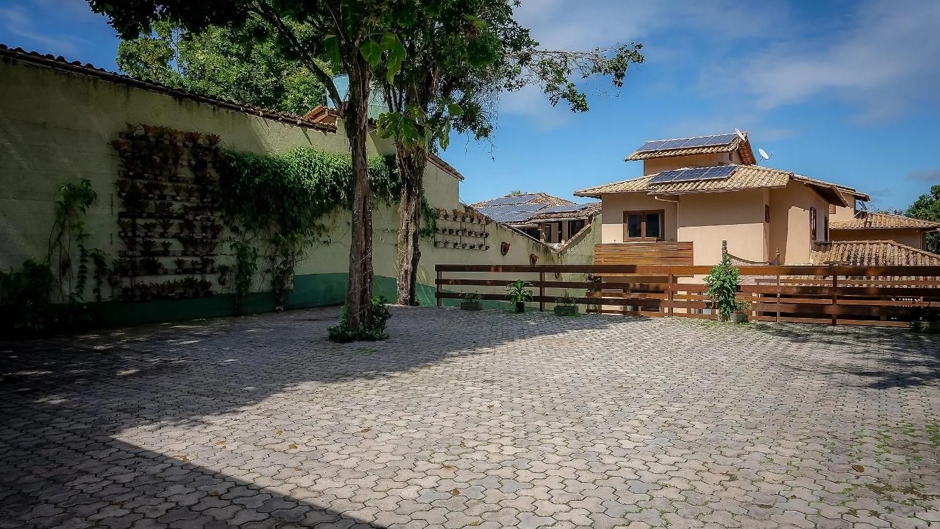 Villa Maritaca Condominio De 4 Casas De Locacao Por Temporada De Alto Padrao Com Spa 포르투세구로 0*,