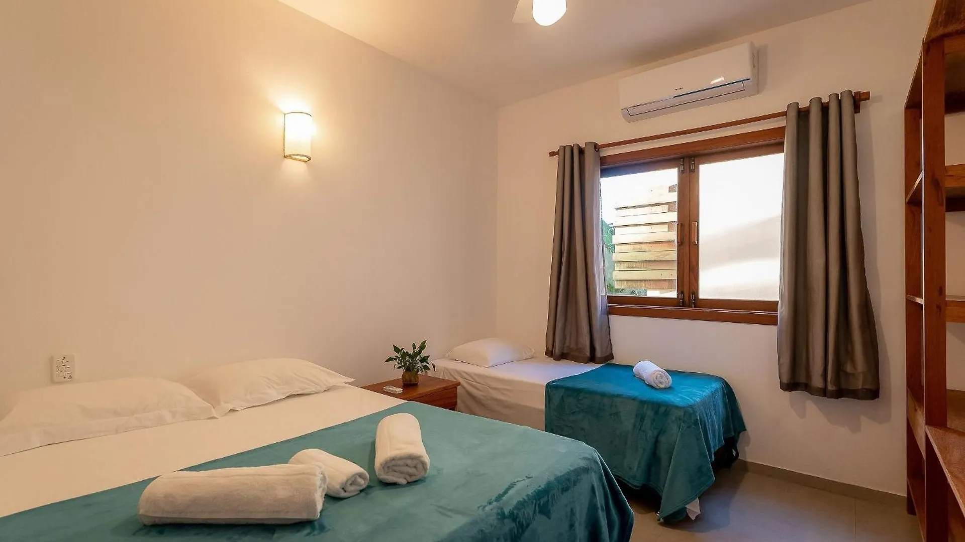 Villa Maritaca Condominio De 4 Casas De Locacao Por Temporada De Alto Padrao Com Spa 포르투세구로 0*,
