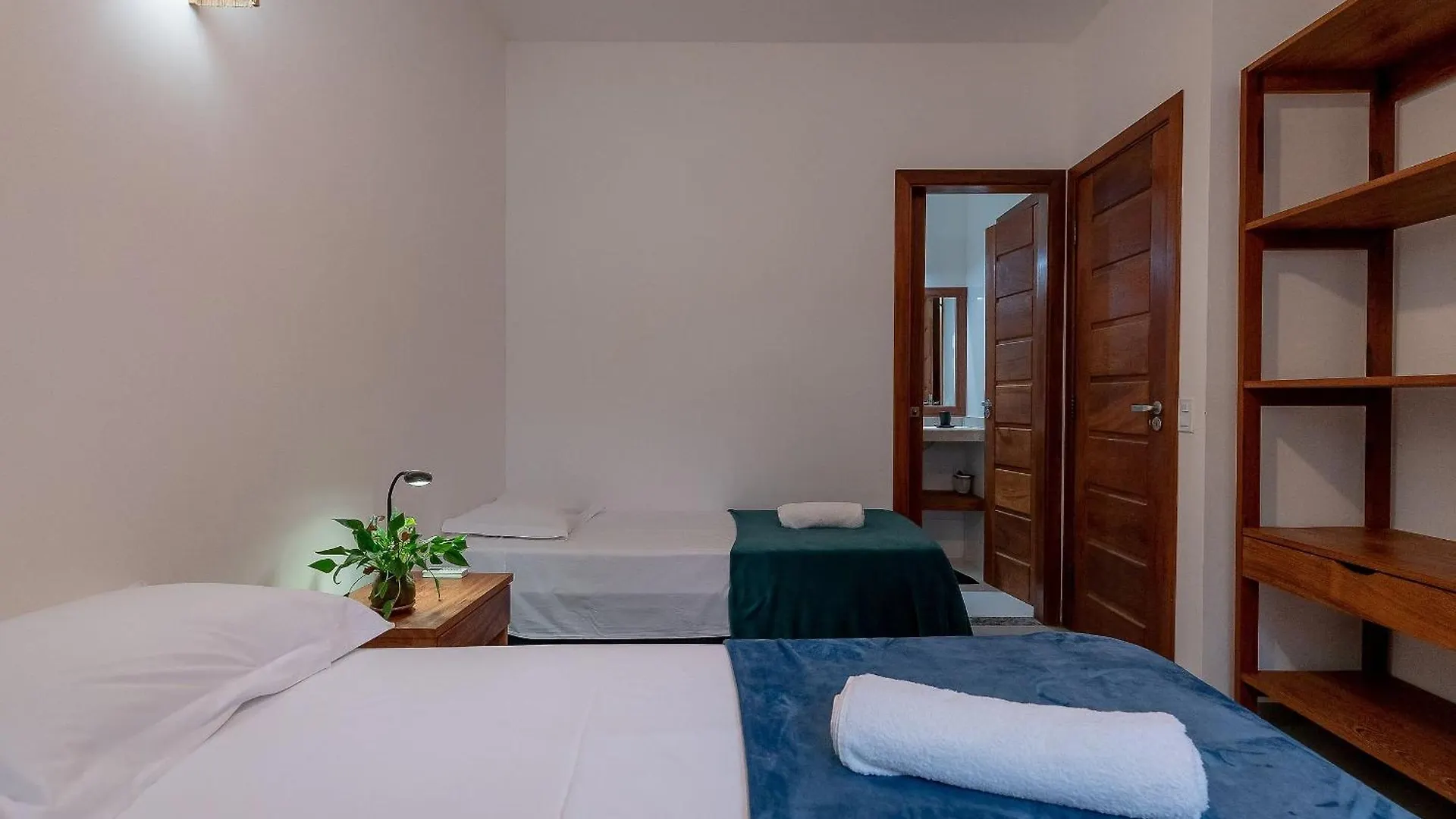 Villa Maritaca Condominio De 4 Casas De Locacao Por Temporada De Alto Padrao Com Spa 포르투세구로